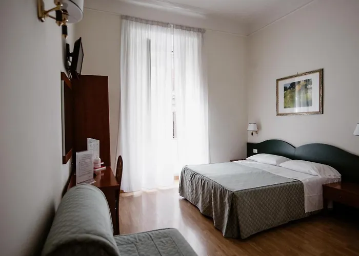 La Girandola Oda ve Kahvaltı 4*