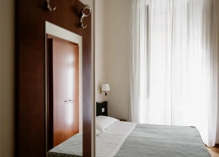 Oda ve Kahvaltı La Girandola 4*